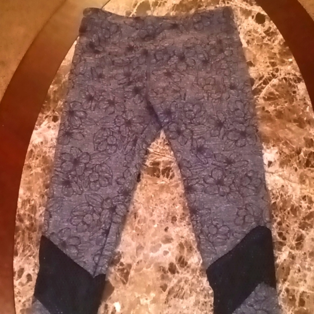 Lorna Jane flower pants